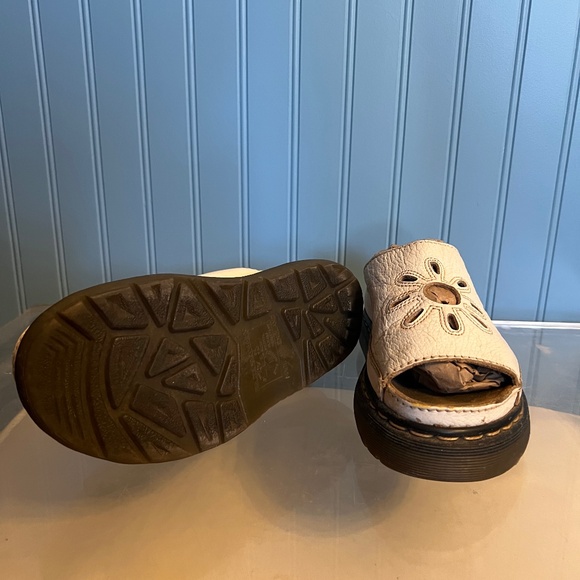 Vintage Color Changing Doc Martens Sandals - Picture 3 of 8